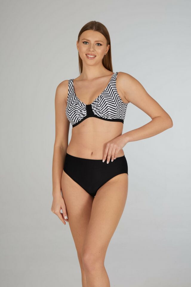 Estiva Kadın Çizgi Desenli Siyah Toparlayıcı Emprime Battal Beden Bikini Takımı