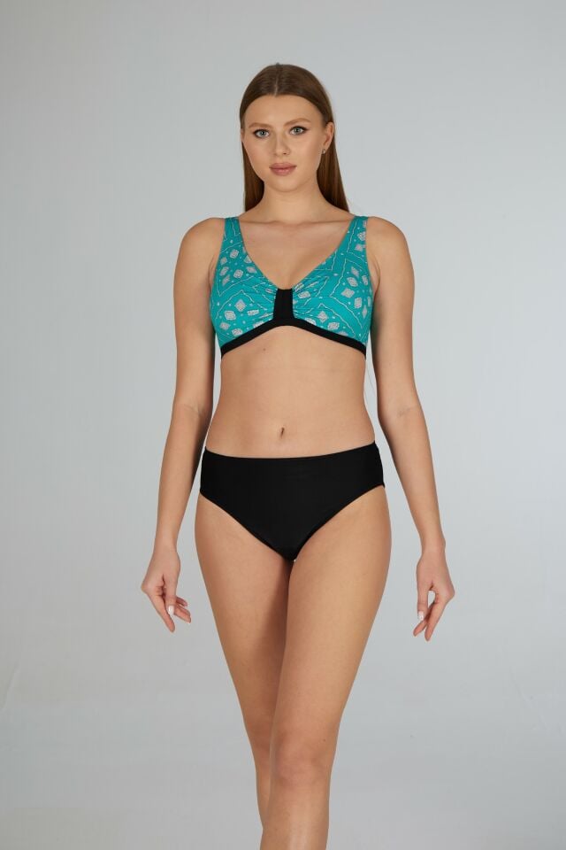 Estiva Kadın Kare Desenli Siyah Toparlayıcı Emprime Battal Beden Bikini Takımı