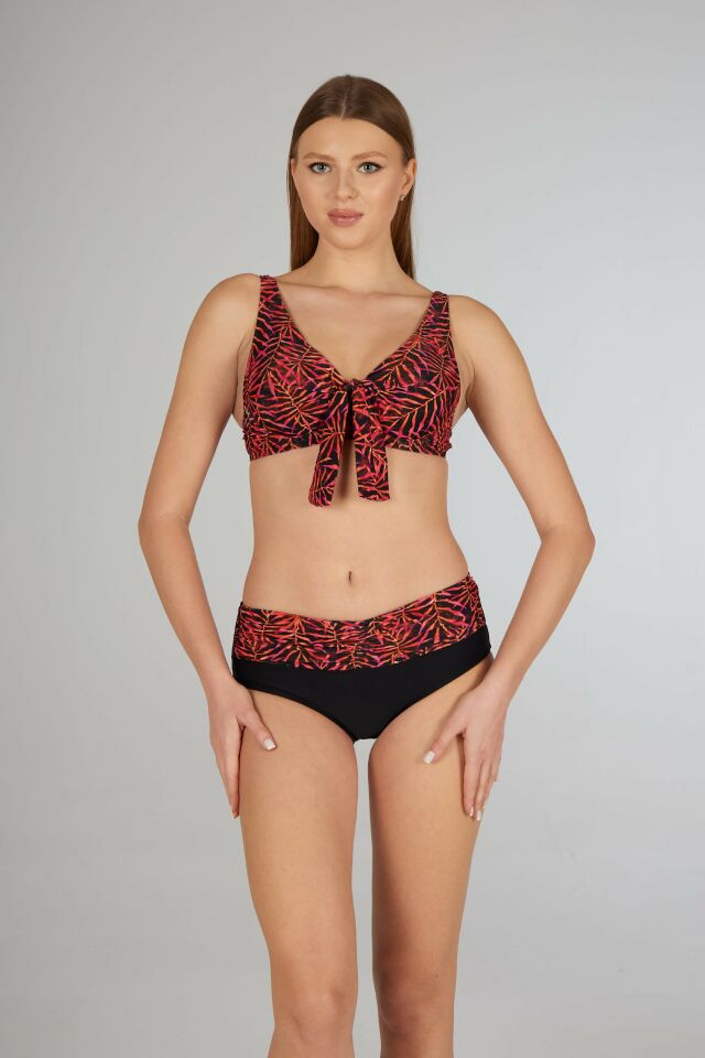 Estiva Kadın Yaprak Desenli Siyah Fular Detaylı Balenli Toparlayıcı Bikini Takımı