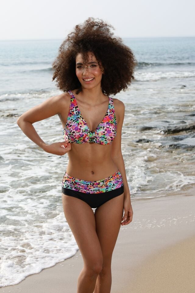 Estiva Kadın Renk Desenli Siyah Balenli Toparlayıcı Bikini Takımı