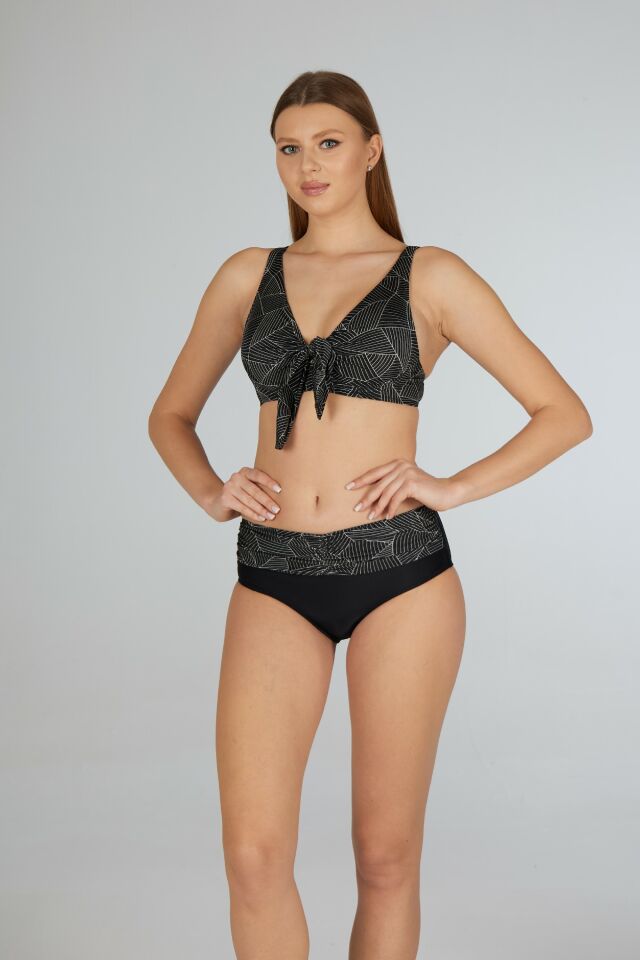 Estiva Kadın Çizgi Desenli Siyah Fular Detaylı Balenli Toparlayıcı Bikini Takımı