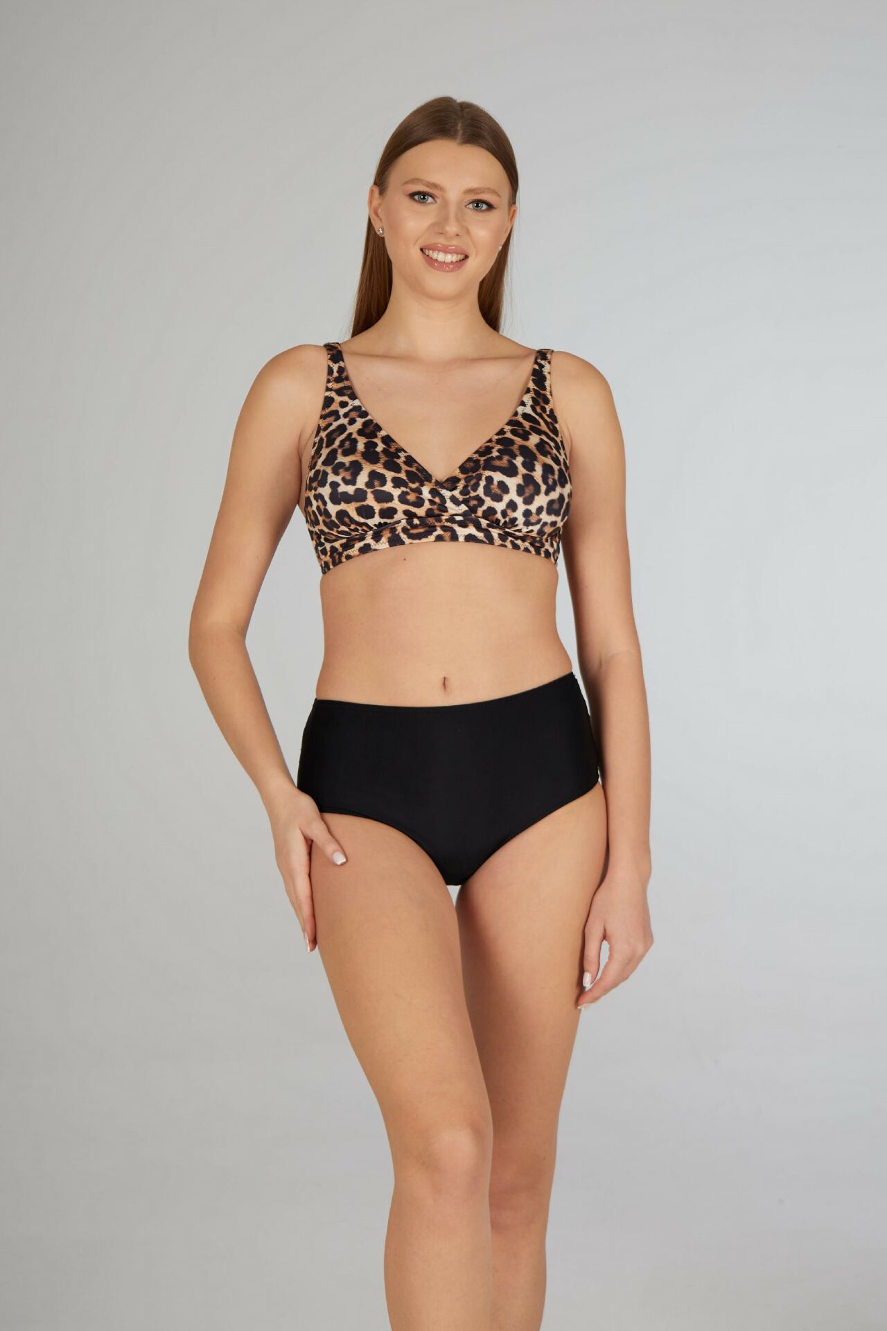 Estiva Kadın Kaplan Desenli Siyah Kruvaze Toparlayıcı Bikini Takımı