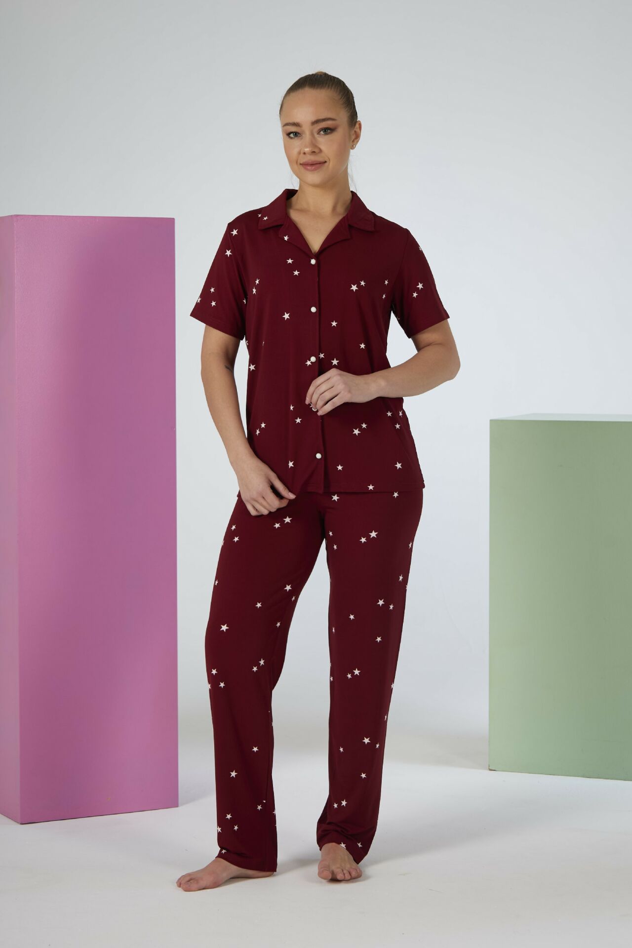 Estiva Kadın Yıldız Desenli Bordo Kısa Kollu Önden Düğmeli Soft Pijama Takımı
