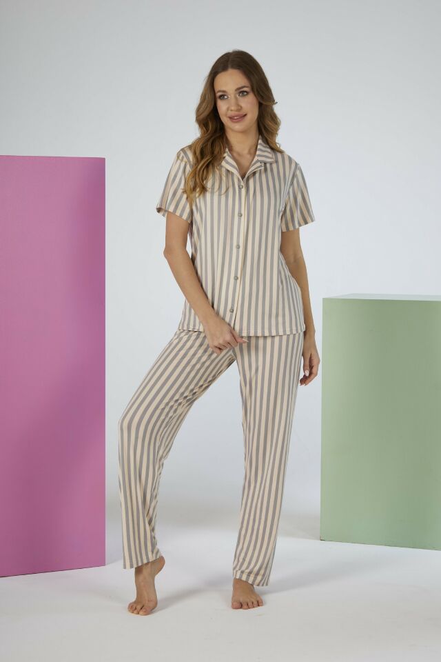 Estiva Kadın Pembe Çizgili Gri Kısa Kollu Önden Düğmeli Soft Pijama Takımı