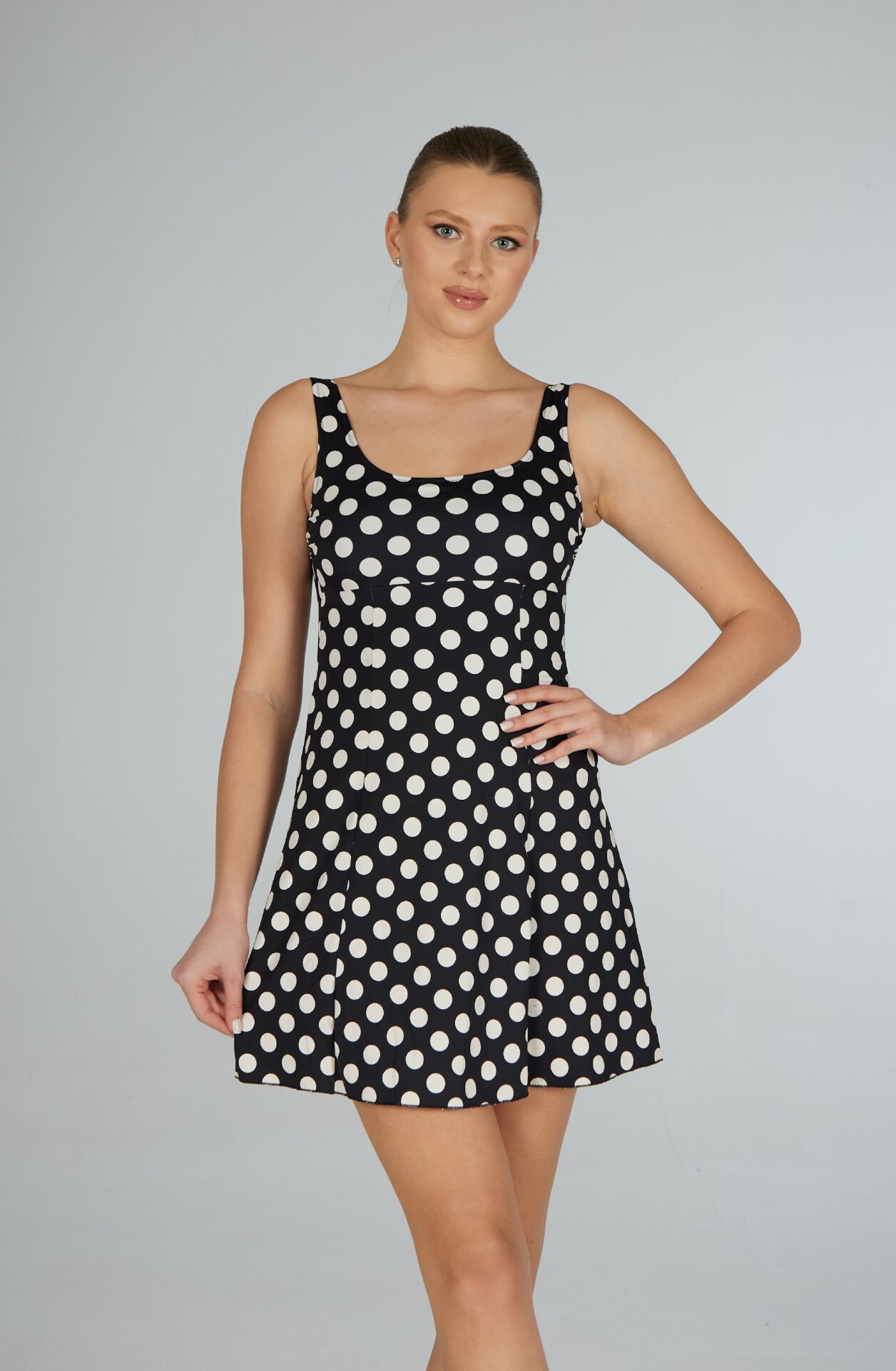 Estiva Kadın Puantiyeli Siyah Emprime Tek Parça Elbise Mayo