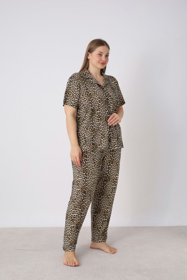 Estiva Kadın Kaplan Desenli Kahverengi Kısa Kollu Önden Düğmeli Soft Battal Pijama Takımı