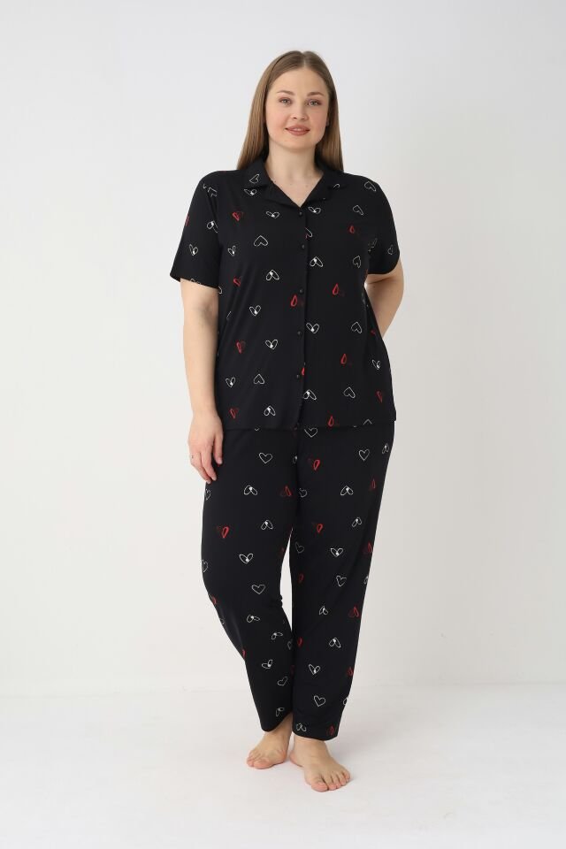 Estiva Kadın Kalp Desenli Siyah Kısa Kollu Önden Düğmeli Soft Battal Pijama Takımı