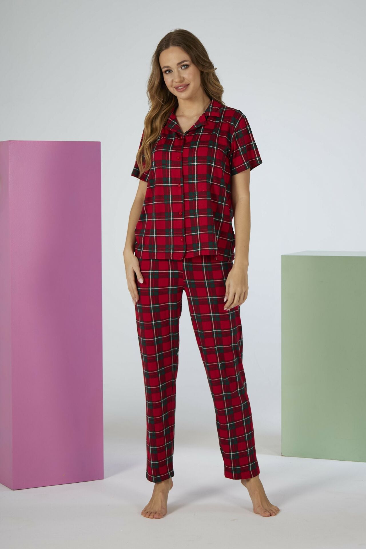 Estiva Kadın Kareli Kırmızı Kısa Kollu Önden Düğmeli Soft Pijama Takımı