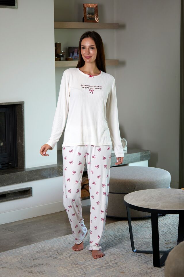 Estiva Kadın Kurdele Desenli Bej Rengi Kaşkorse Pijama Takımı