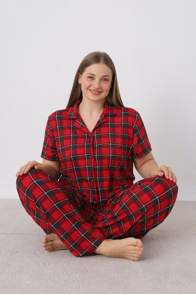 Estiva Kadın Kareli Kırmızı Kısa Kollu Önden Düğmeli Soft Battal Pijama Takımı