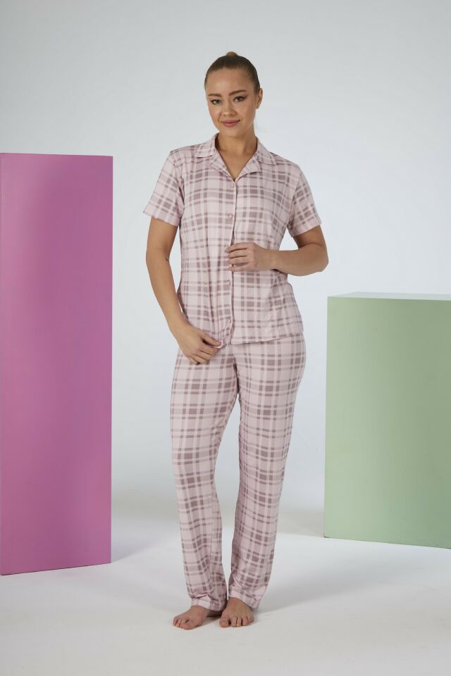 Estiva Kadın Kareli Pembe Kısa Kollu Önden Düğmeli Soft Pijama Takımı