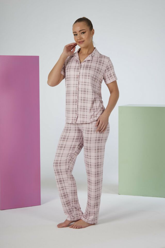 Estiva Kadın Kareli Pembe Kısa Kollu Önden Düğmeli Soft Pijama Takımı