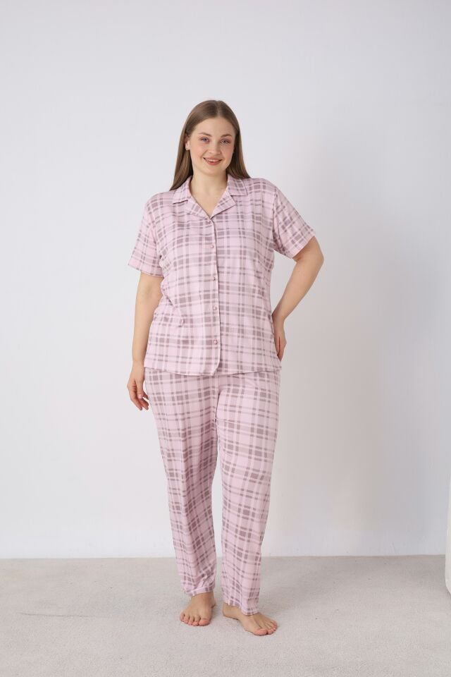 Estiva Kadın Kareli Pembe Kısa Kollu Önden Düğmeli Soft Battal Pijama Takımı