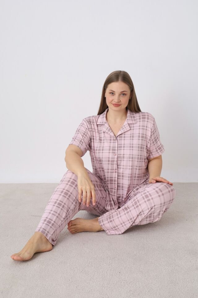 Estiva Kadın Kareli Pembe Kısa Kollu Önden Düğmeli Soft Battal Pijama Takımı