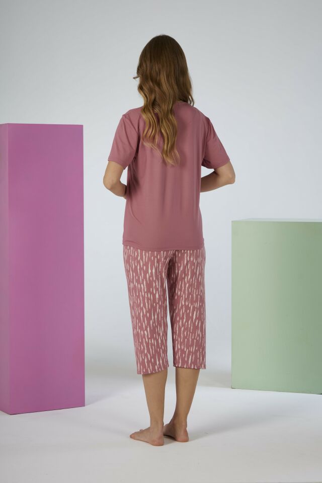 Kadın Yazlık Desenli Kısa Kollu Kaprili Soft Pijama Takımı - Pembe