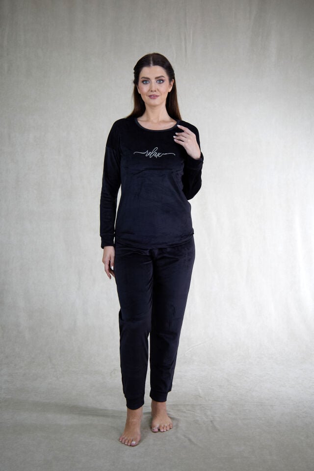 Kadın Kışlık Kadife Pijama Takımı alternatif görsel
