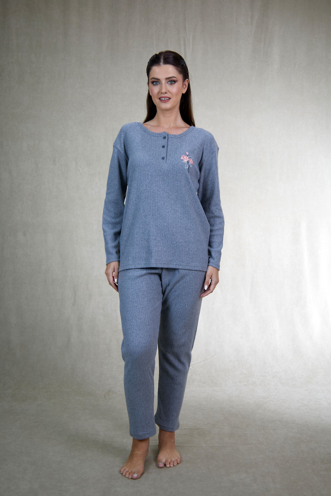 Estiva Kadın Nakış İşlemeli Patlı İnterlok Şardonlu Pijama Takımı L - Gri
