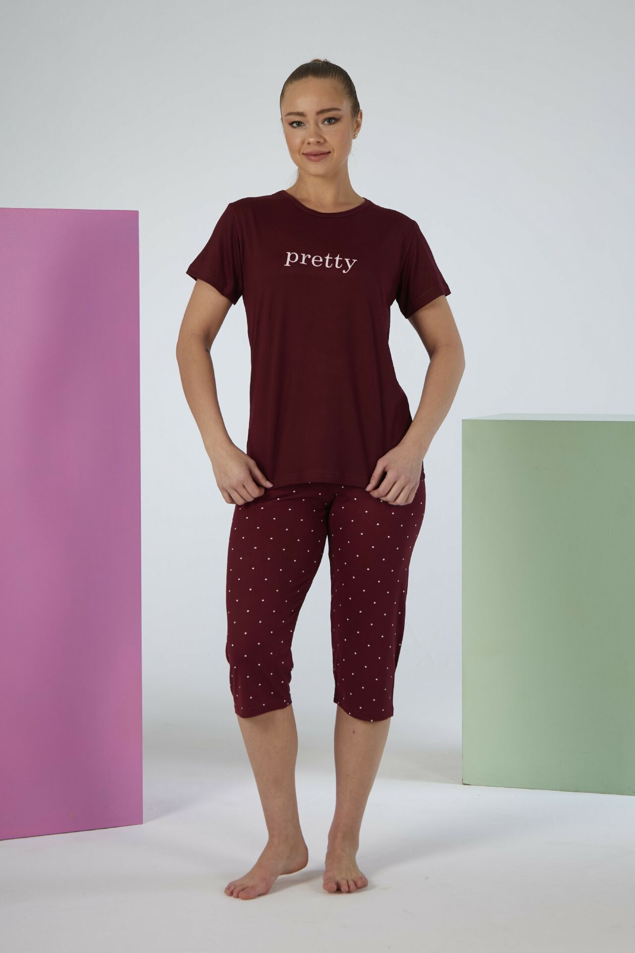 Kadın Yazlık Puantiyeli Kısa Kollu Kaprili Soft Pijama Takımı - Bordo