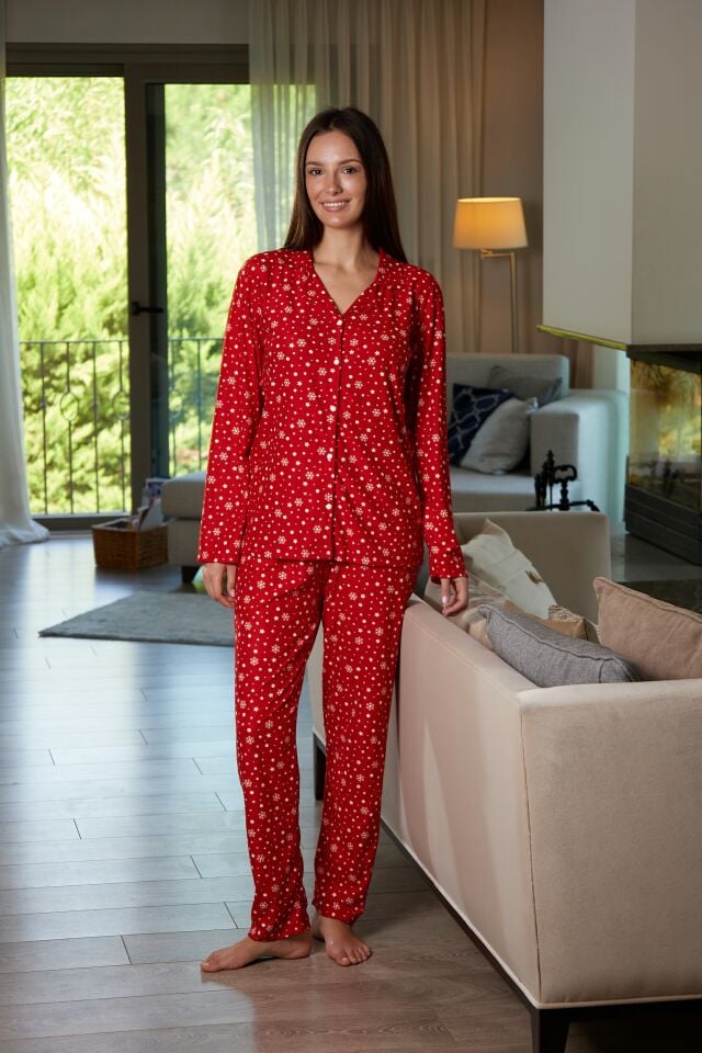 Estiva Kadın Kar Tanesi Desenli Kırmızı Önden Düğmeli Süet Pijama Takımı