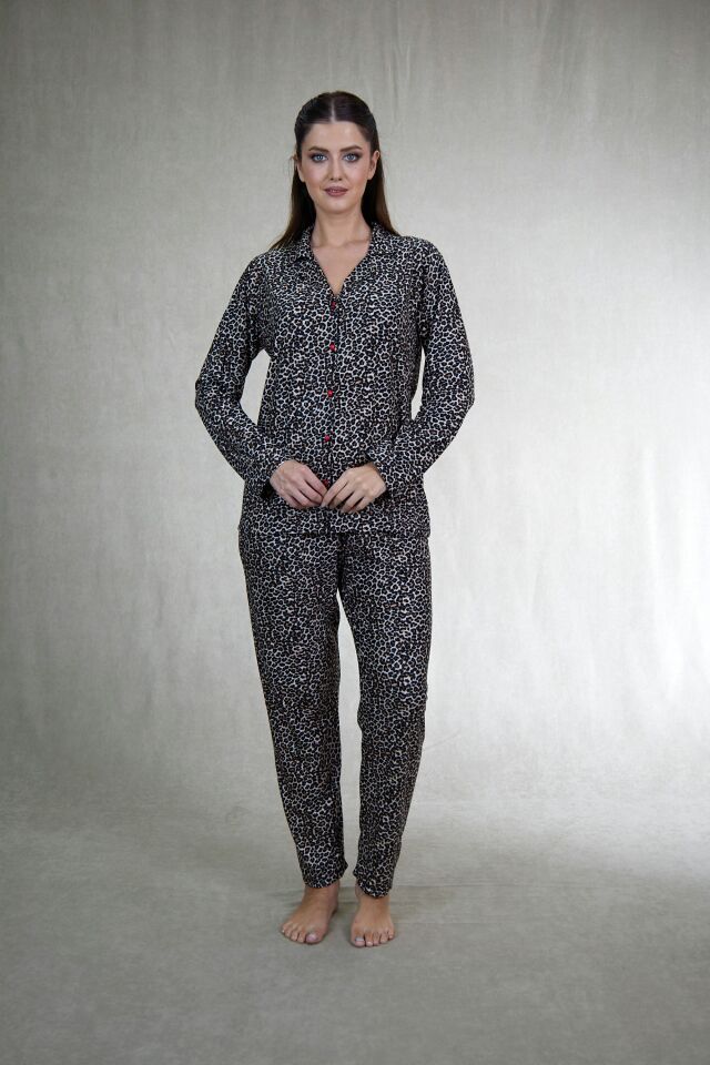 Estiva Kadın Kaplan Desenli Kahverengi Siyah Önden Düğmeli Süet Pijama Takımı