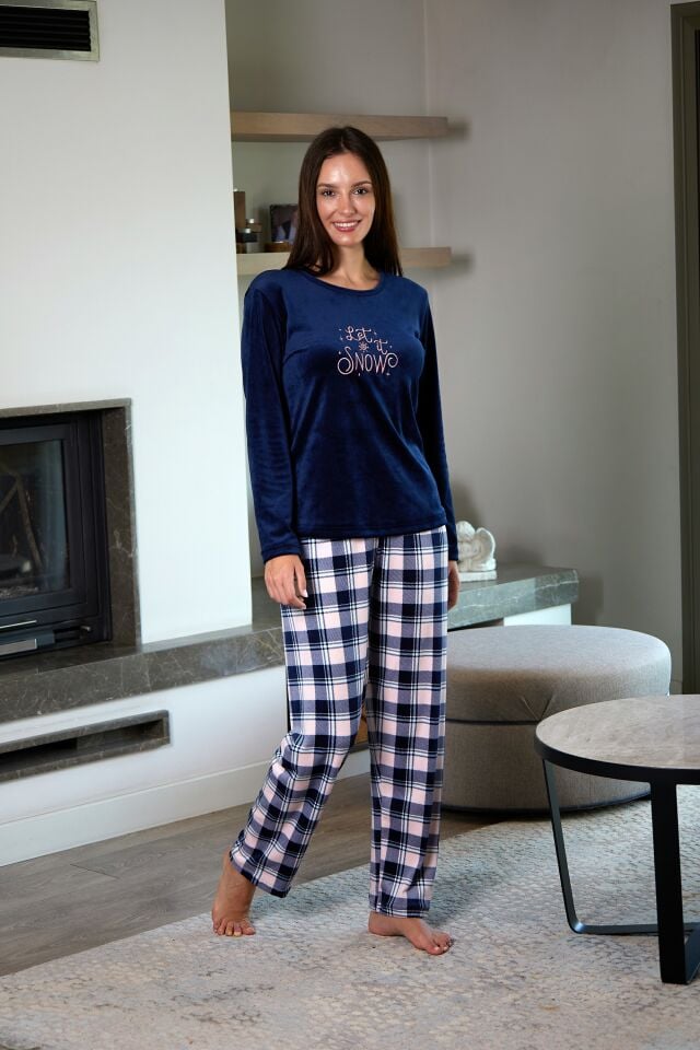 Estiva Kadın Kareli Lacivert Kadife Pijama Takımı