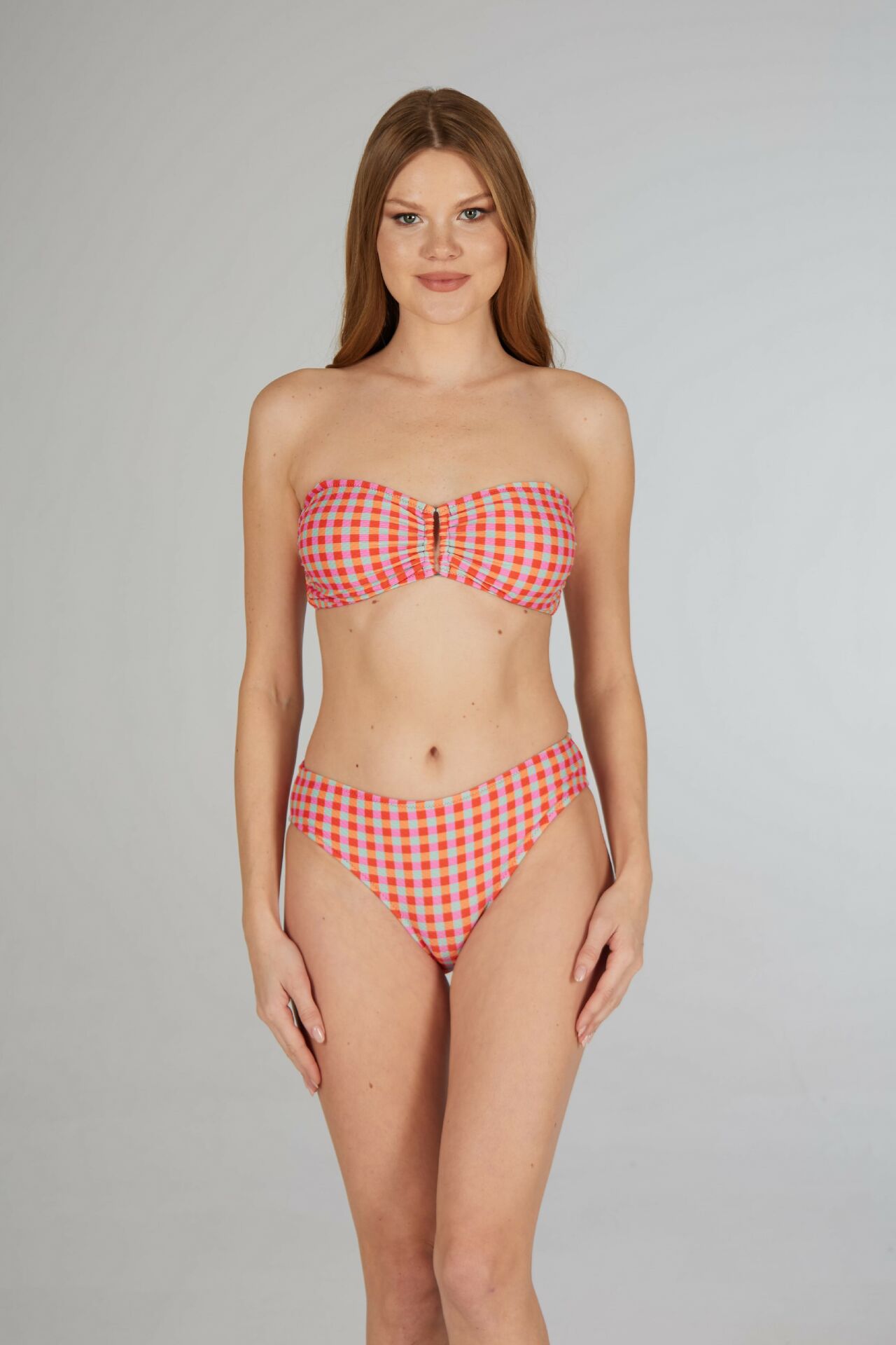 Estiva Kadın Kareli Kırmızı Tokalı Straplez Bikini Takımı