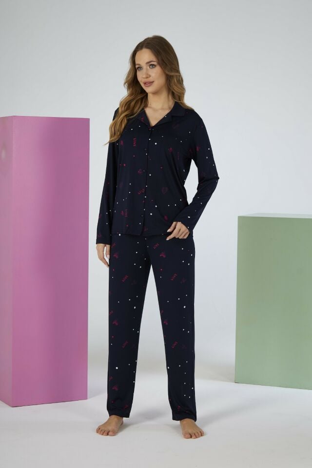 Estiva Kadın Love Desenli Lacivert Önden Düğmeli Soft Pijama Takımı