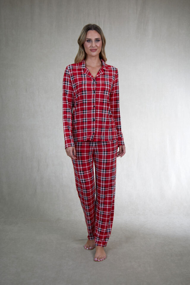 Estiva Kadın Kareli Kırmızı Önden Düğmeli Soft Pijama Takımı