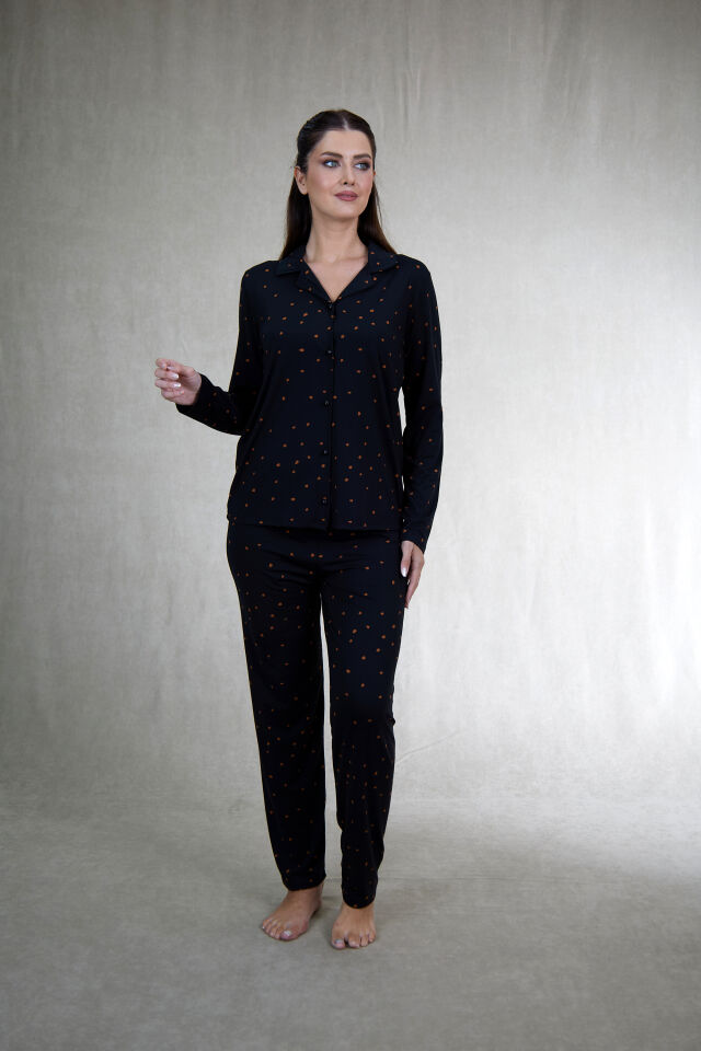 Estiva Kadın Puantiyeli Siyah Önden Düğmeli Soft Pijama Takımı