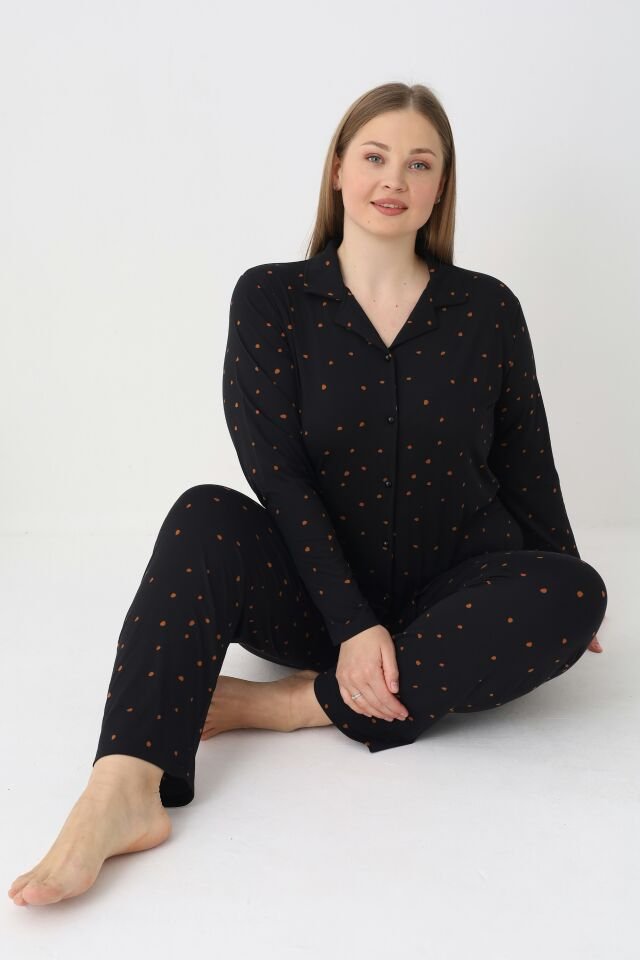 Estiva Kadın Puantiyeli Siyah Önden Düğmeli Soft Battal Pijama Takımı