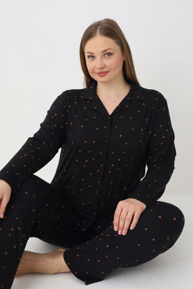 Estiva Kadın Puantiyeli Siyah Önden Düğmeli Soft Battal Pijama Takımı