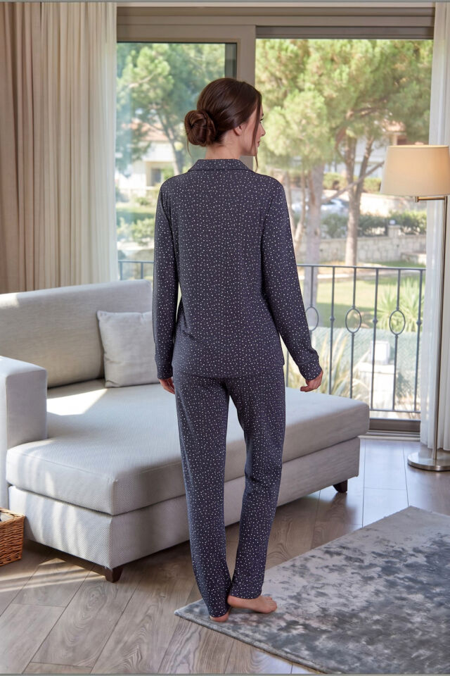 Estiva Kadın Yıldız Desenli Lacivert Önden Düğmeli Soft Pijama Takımı