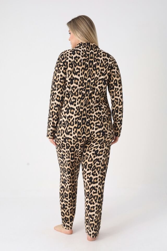 Estiva Kadın Kaplan Desenli Kahverengi Önden Düğmeli Soft Battal Pijama Takımı