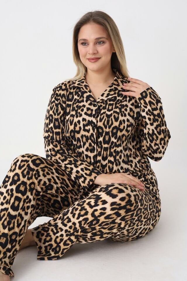 Estiva Kadın Kaplan Desenli Kahverengi Önden Düğmeli Soft Battal Pijama Takımı