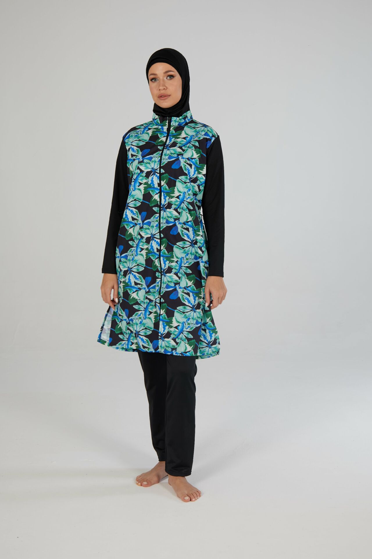 Estiva Kadın Tam Kapalı Fermuarlı Yaprak Desenli Tesettür Mayo Siyah