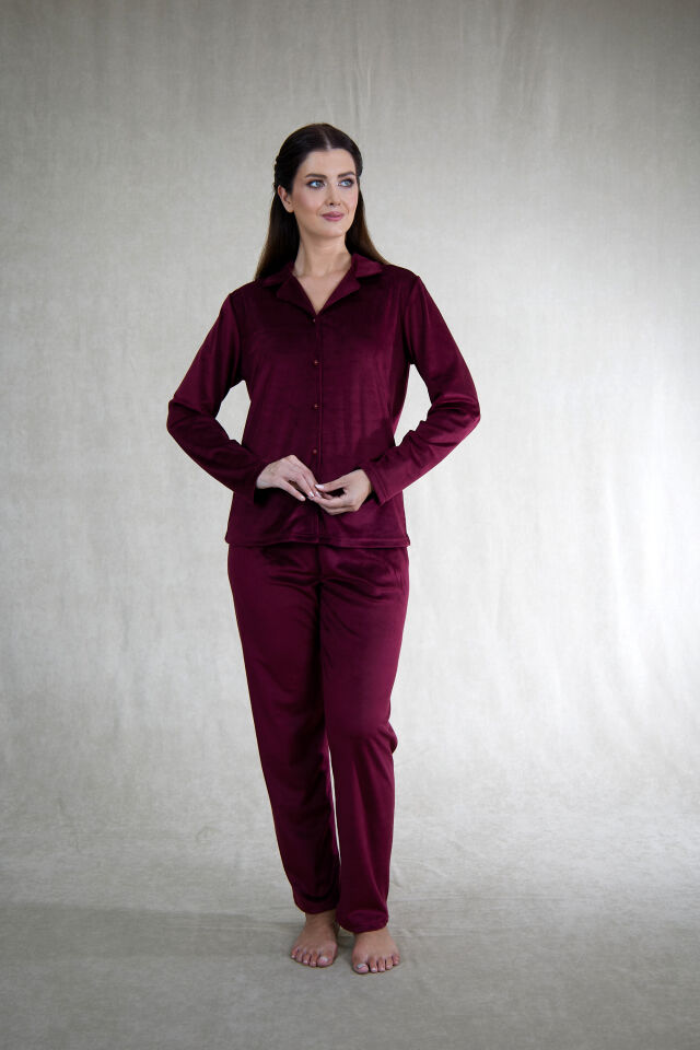 Estiva Kadın Önden Düğmeli Kadife Pijama Takımı