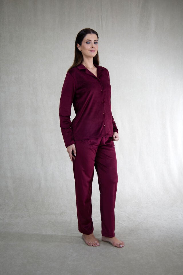 Estiva Kadın Önden Düğmeli Kadife Pijama Takımı