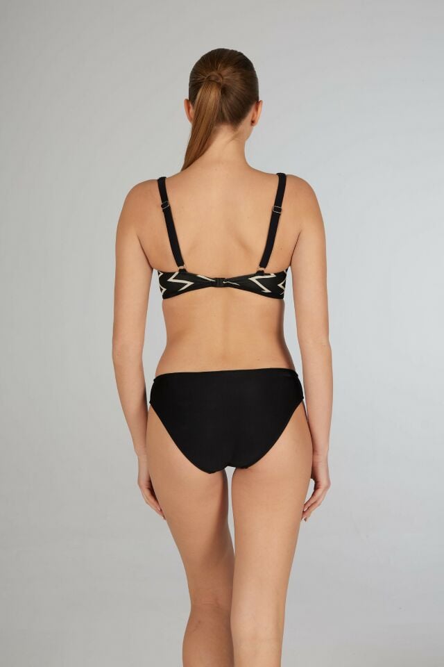Estiva Kadın Çizgi Desenli Siyah Emprime Kaplı Battal Beden Bikini Takımı