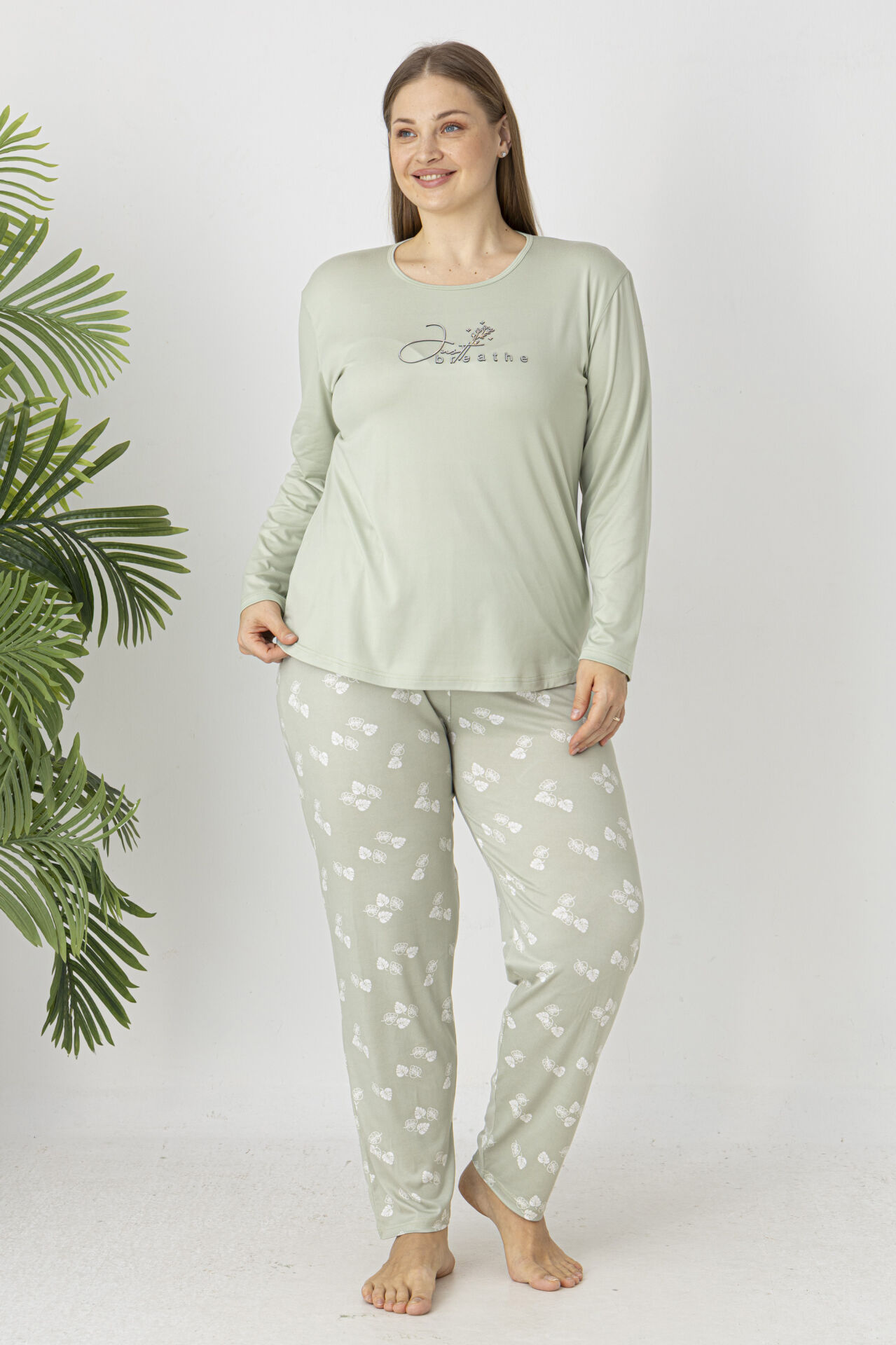 Estiva Kadın Yaprak Alt Desenli Soft Uzun Kollu Battal Pijama Takımı 3XL - Yeşil