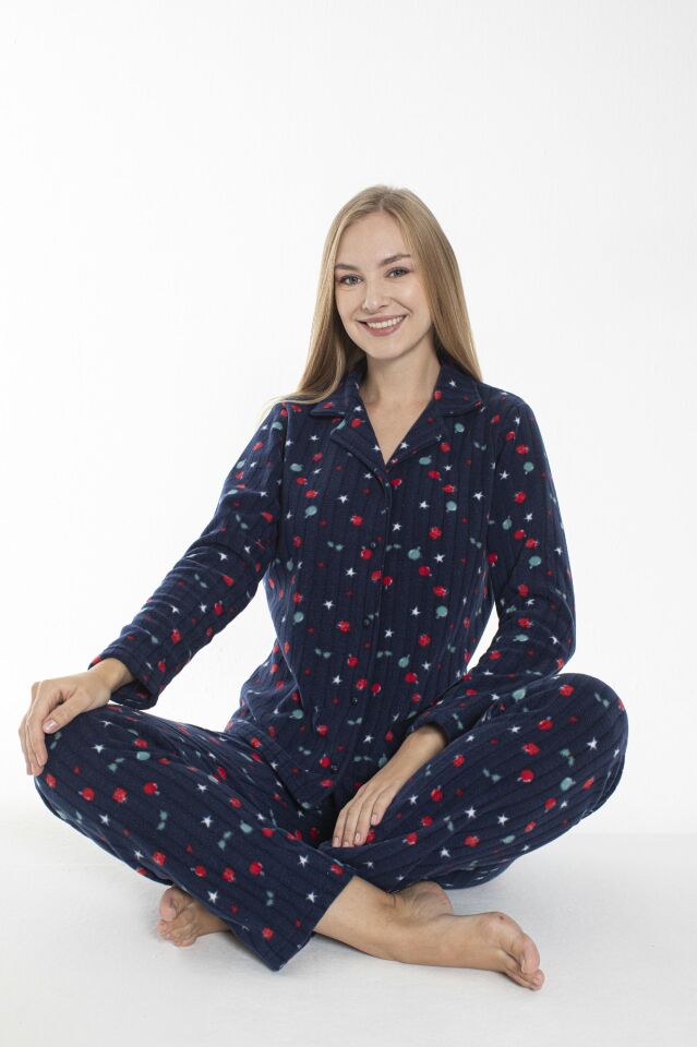 Kadın Kışlık Meyve Desenli Önden Düğmeli Fitilli Polar Pijama Takımı Lacivert