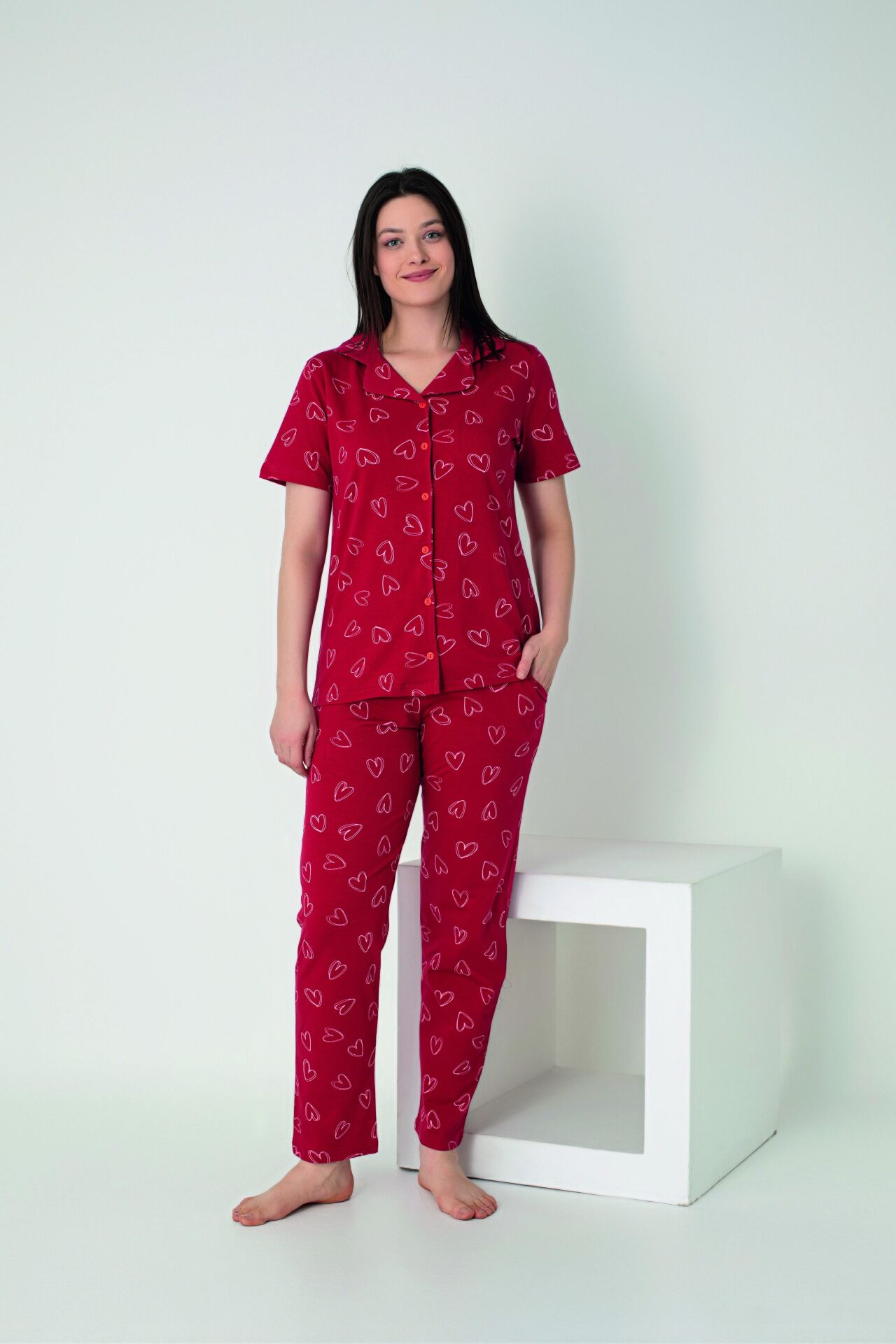 Kadın Yazlık Kalpli Önden Düğmeli Kısa Kollu Penye Lycra Pijama Takımı S - Kırmızı