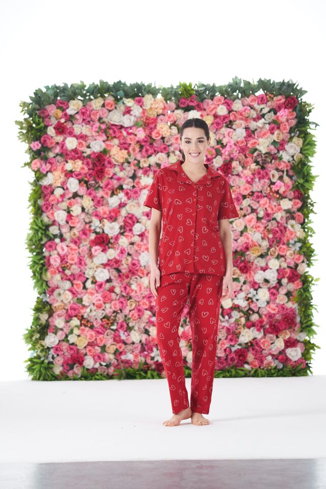 Kadın Yazlık Kalpli Önden Düğmeli Kısa Kollu Penye Lycra Pijama Takımı M - Kırmızı