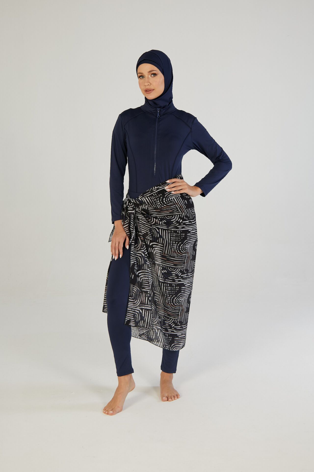 Estiva Lineer Desenli Şal Pareo