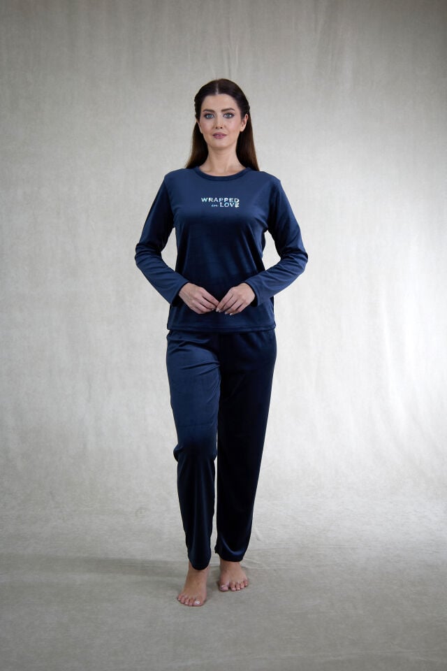 Estiva Kadın Wrapped Yazılı Kadife Pijama Takımı alternatif görsel