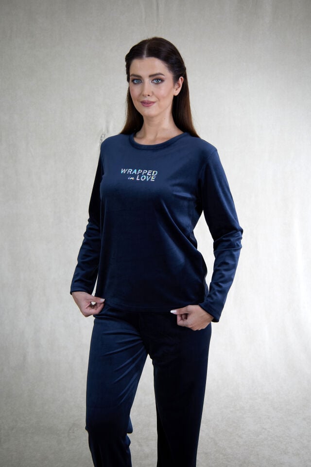 Estiva Kadın Wrapped Yazılı Kadife Pijama Takımı