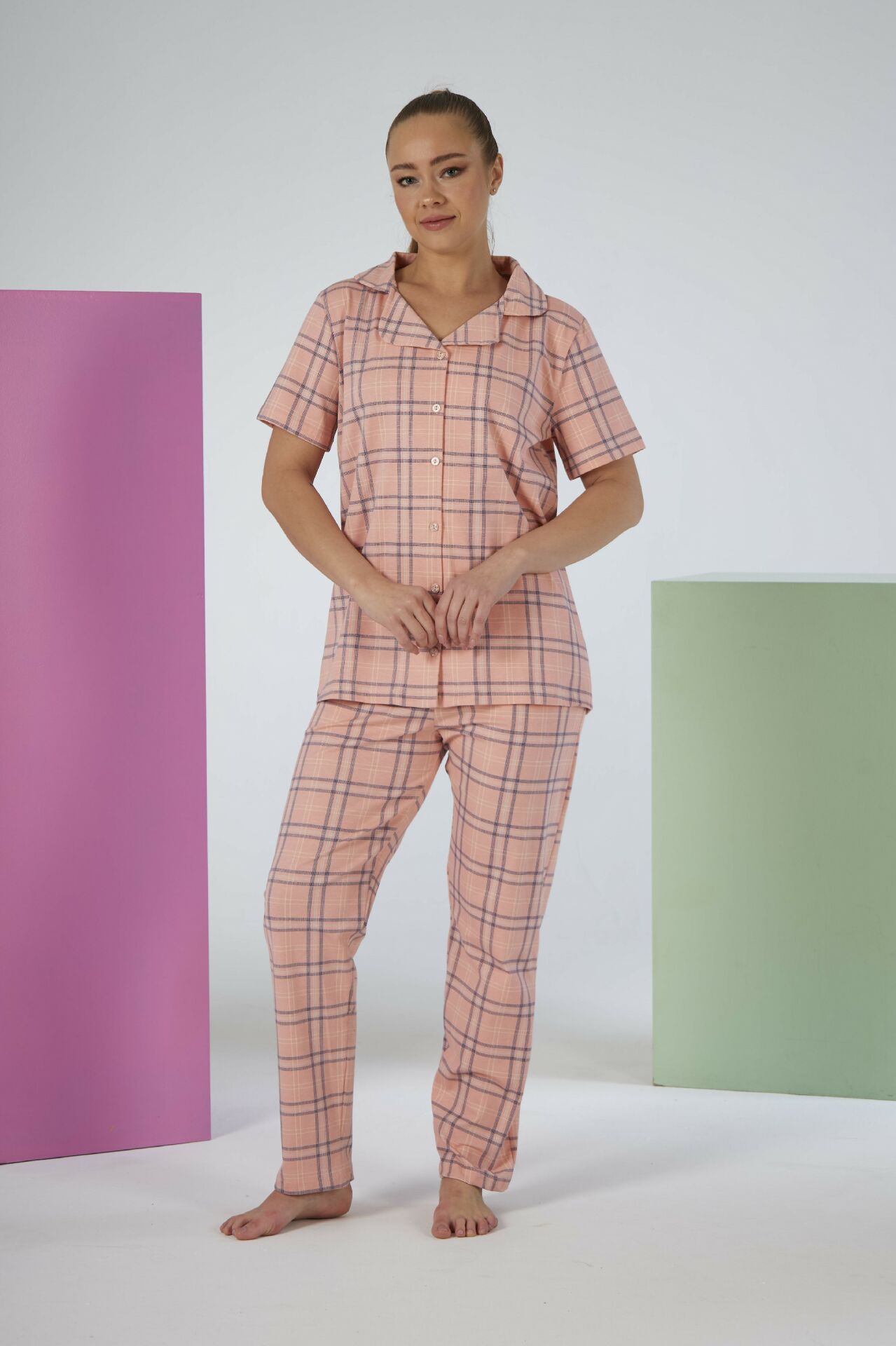 Kadın Yazlık Kareli Önden Düğmeli Kısa Kollu Penye Lycra Pijama Takımı