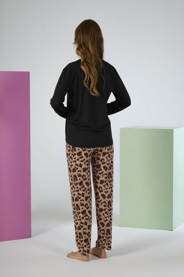 Estiva Kadın Kaplan Alt Desenli Soft Uzun Kollu Pijama Takımı