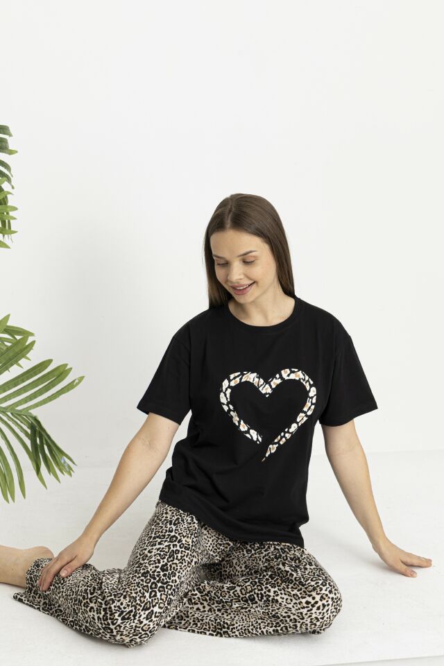 Estiva Kadın Kaplan Alt Desenli Siyah Penye Lycra Kısa Kollu Pijama Takımı