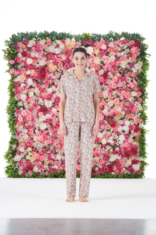 Kadın Yazlık Desenli Önden Düğmeli Kısa Kollu Marla Pijama Takımı - Pembe