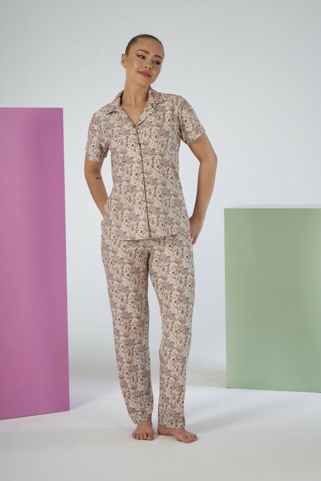 Kadın Yazlık Desenli Önden Düğmeli Kısa Kollu Marla Pijama Takımı - Pembe